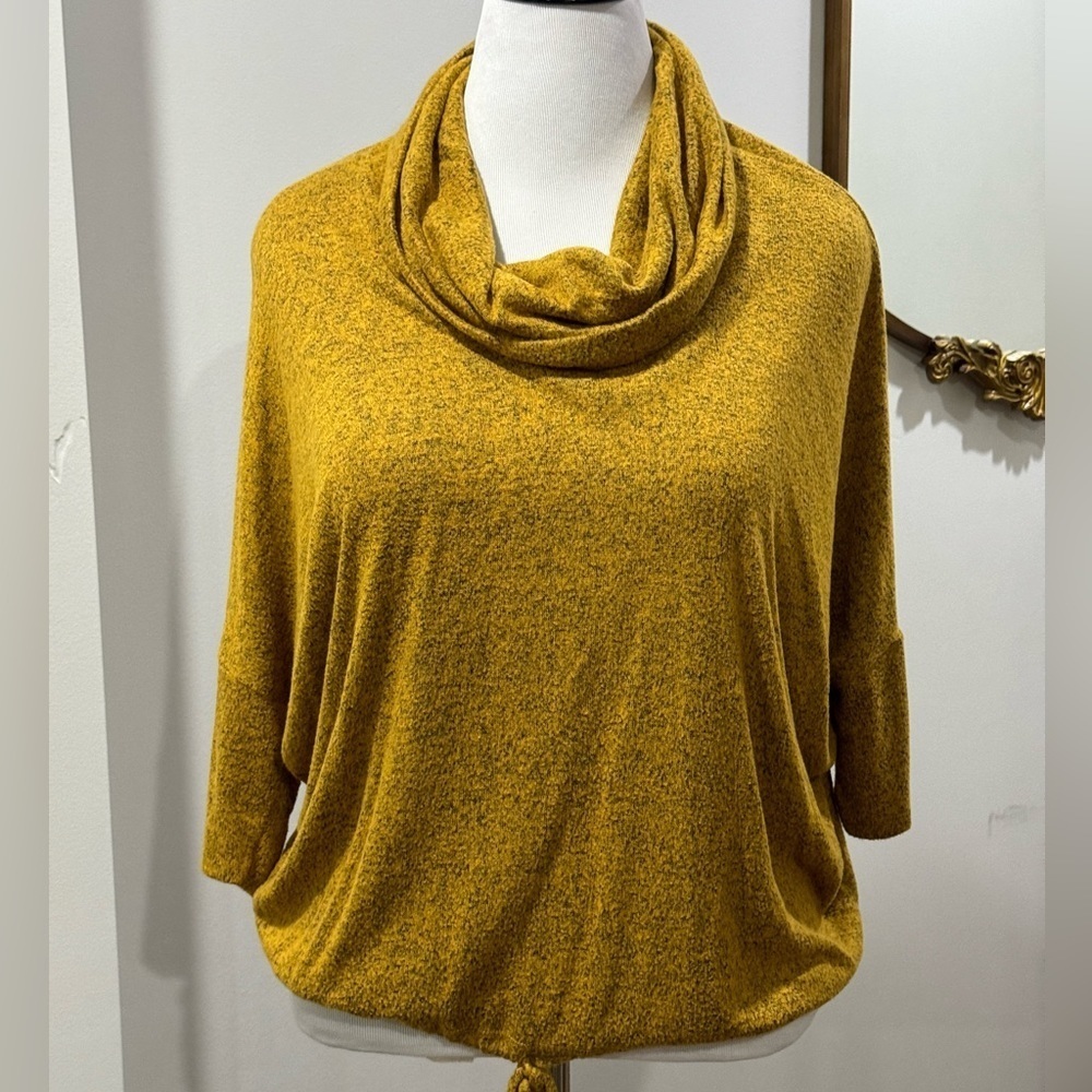 Green Envelope mustard and gray top cowl neck drop shoulder Size Medium